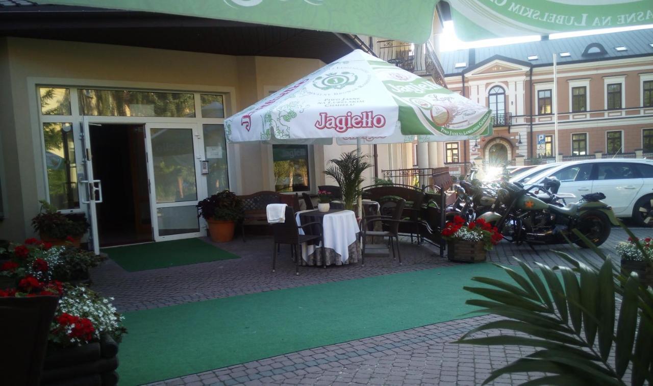 Hotel Polak Zamość エクステリア 写真