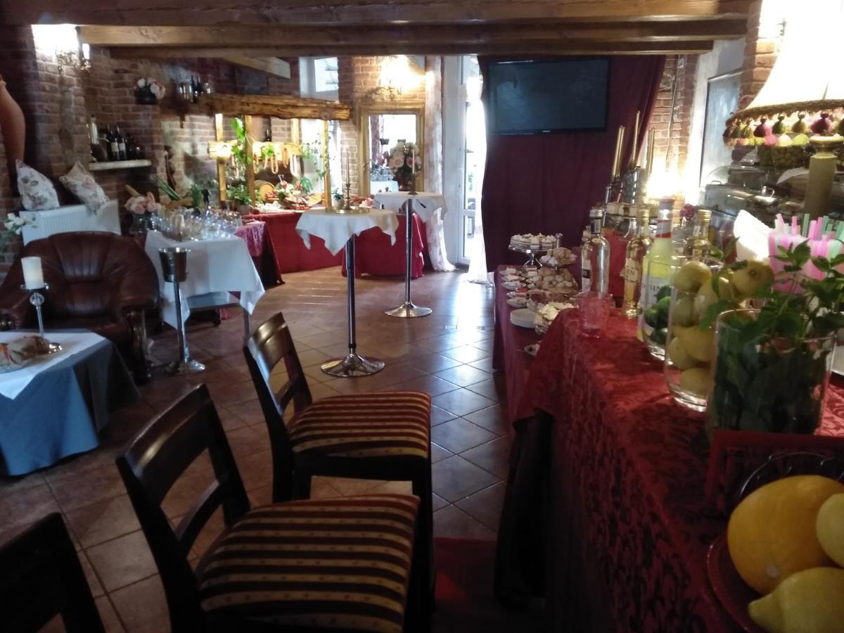 Hotel Polak Zamość エクステリア 写真